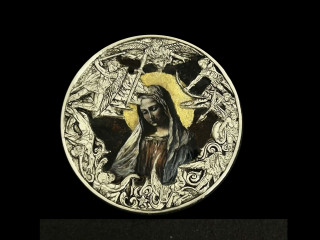 coin carving and painting. Mary and angels
